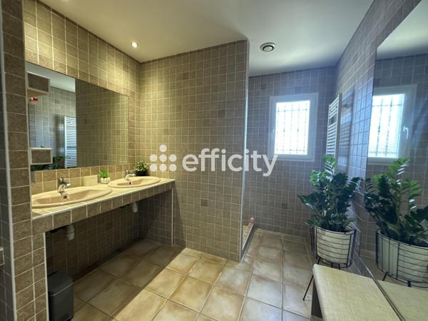 Maison 10 pièces - 253 m² Exclusivité