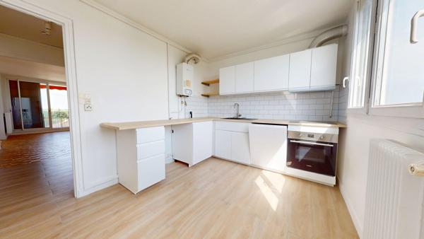 Appartement Vitry Sur Seine 4 pièces - Le Plateau - 76.64 m2