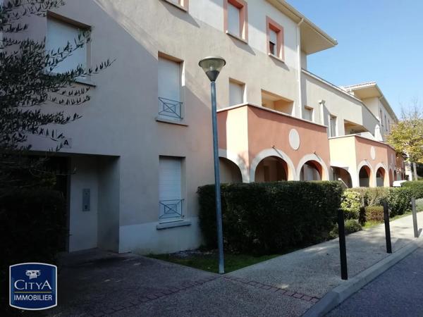 Appartement à louer 2 pièces 42.03m² Marguerittes (30320)