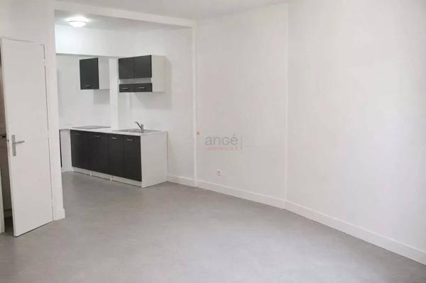 Pont-de-Chéruy Centre – T4 de 79 m² vendu loué – Idéal investisseur – Rentabilité immédiate