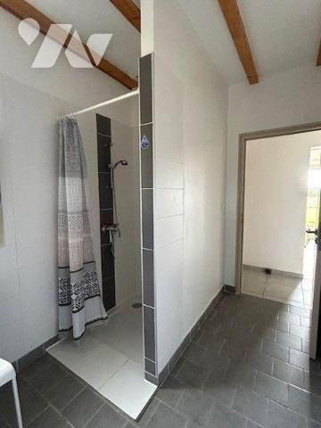 MAISON A VENDRE BAUGE EN ANJOU
5 Minutes BAUGE
Spacieuse et confortable maison de plain-pied ...