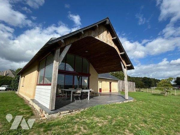 MAISON A VENDRE BAUGE EN ANJOU
5 Minutes BAUGE
Spacieuse et confortable maison de plain-pied ...