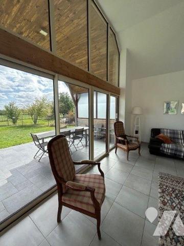 MAISON A VENDRE BAUGE EN ANJOU
5 Minutes BAUGE
Spacieuse et confortable maison de plain-pied ...