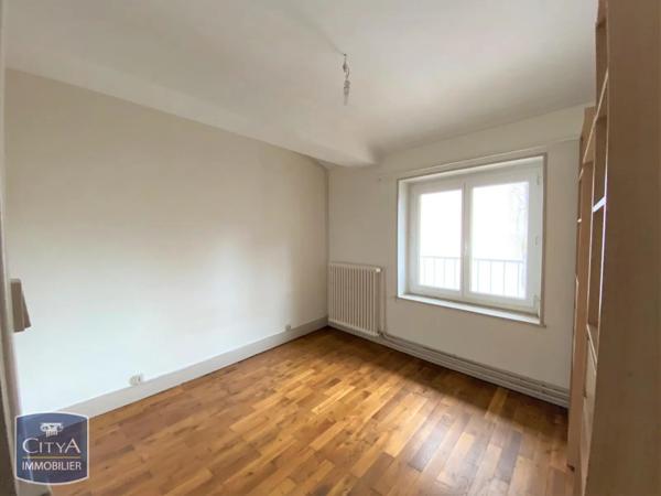 Appartement à louer 2 pièces 54.2m² Mâcon (71000)