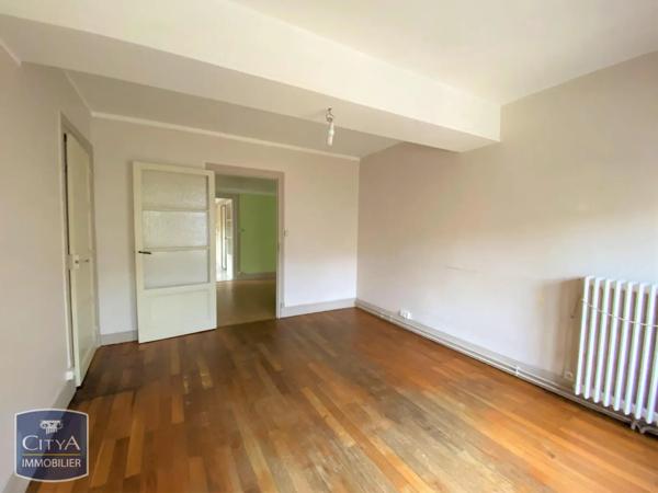 Appartement à louer 2 pièces 54.2m² Mâcon (71000)