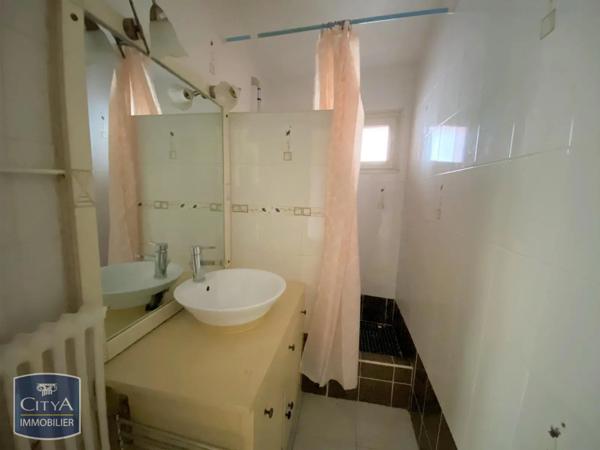 Appartement à louer 2 pièces 54.2m² Mâcon (71000)