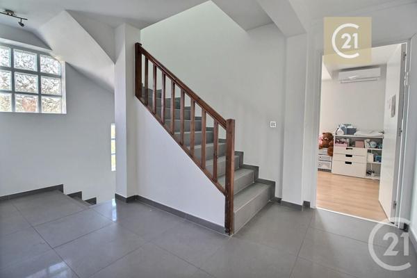 Maison à vendre  9 pièces - 229,71 m2 LES PAVILLONS SOUS BOIS - 93