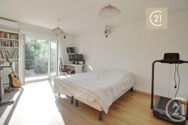 Maison à vendre  9 pièces - 229,71 m2 LES PAVILLONS SOUS BOIS - 93