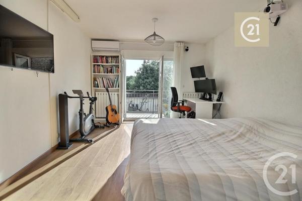 Maison à vendre  9 pièces - 229,71 m2 LES PAVILLONS SOUS BOIS - 93