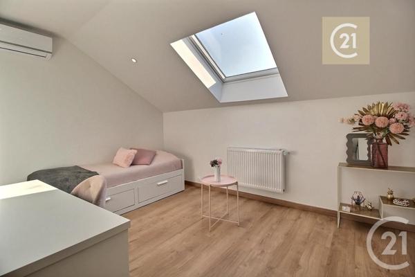 Maison à vendre  9 pièces - 229,71 m2 LES PAVILLONS SOUS BOIS - 93