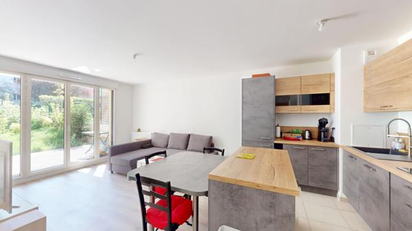 Appartement Chatenay Malabry 3 pièce(s) 65.27 m2 - Rez-de-jardin - Parc de la Vallée aux Loups - Arboretum - Commerces - Calme