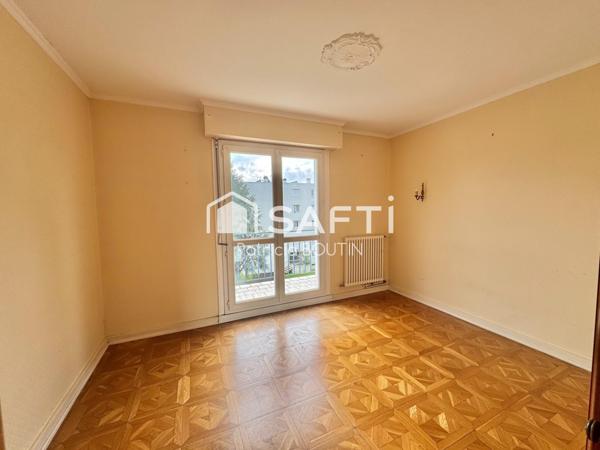 NIORT APPARTEMENT 1 CHAMBRE, DEUX BALCONS ET CAVE !