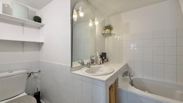 F2/3 avec jardin, cave, grenier