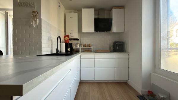 F2/3 avec jardin, cave, grenier