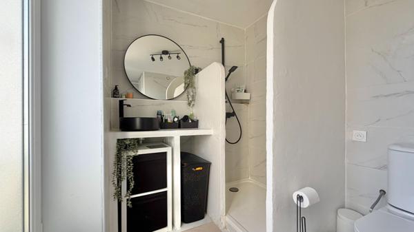 F2/3 avec jardin, cave, grenier