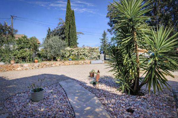 En exclusivité charme et authenticité avec vue panoramique à Flayosc