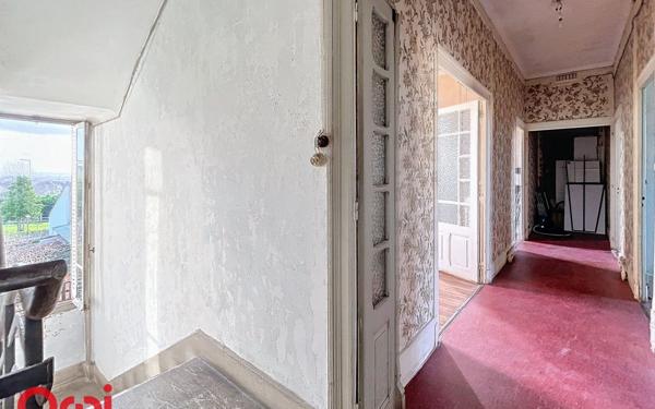 Maison à vendre    6 pièces •  Montmarault