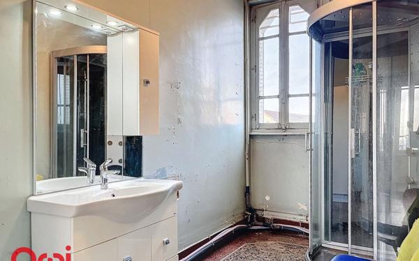 Maison à vendre    6 pièces •  Montmarault