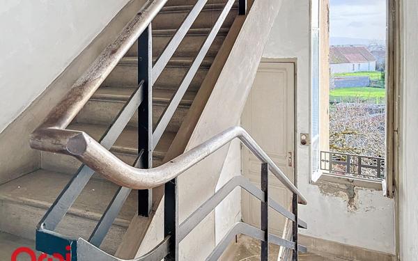 Maison à vendre    6 pièces •  Montmarault