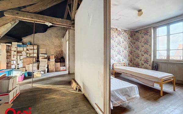 Maison à vendre    6 pièces •  Montmarault