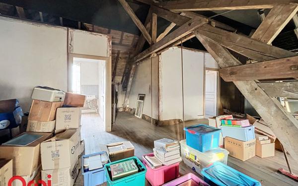 Maison à vendre    6 pièces •  Montmarault