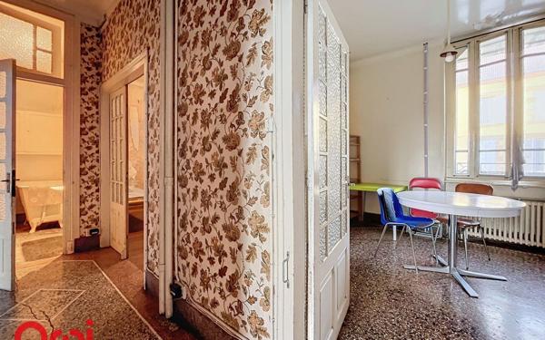 Maison à vendre    6 pièces •  Montmarault