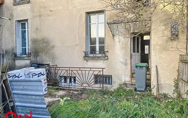 Maison à vendre    6 pièces •  Montmarault