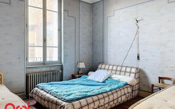 Maison à vendre    6 pièces •  Montmarault