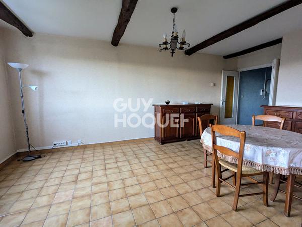 À vendre : Appartement 4 pièces dernier étage à Décines-Charpieu