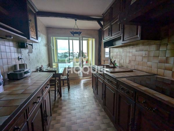 À vendre : Appartement 4 pièces dernier étage à Décines-Charpieu