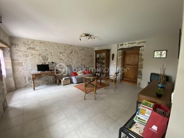 Maison en pierre de 225 m²