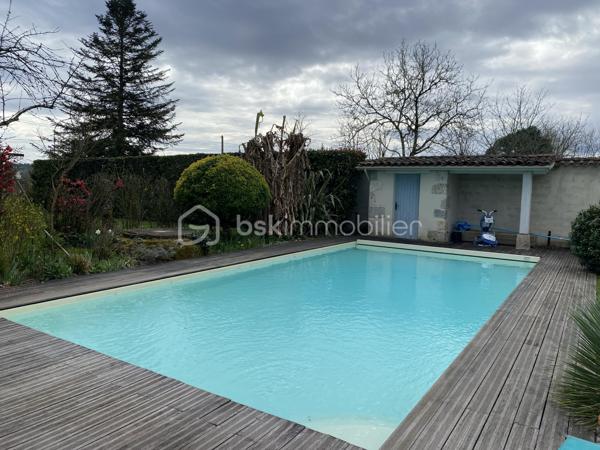 Maison en pierre de 225 m²