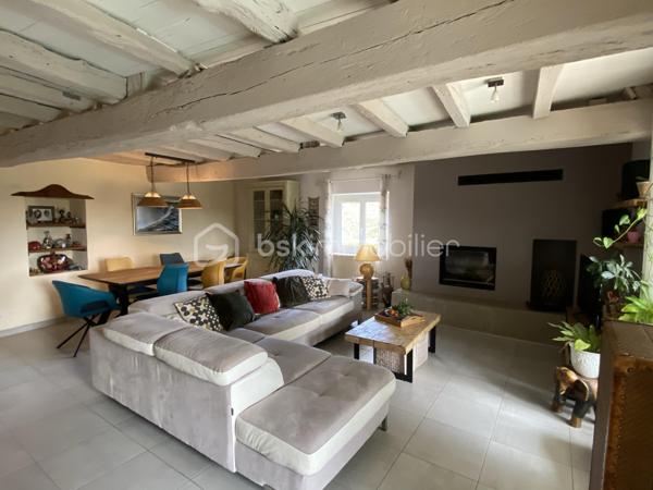 Maison en pierre de 225 m²