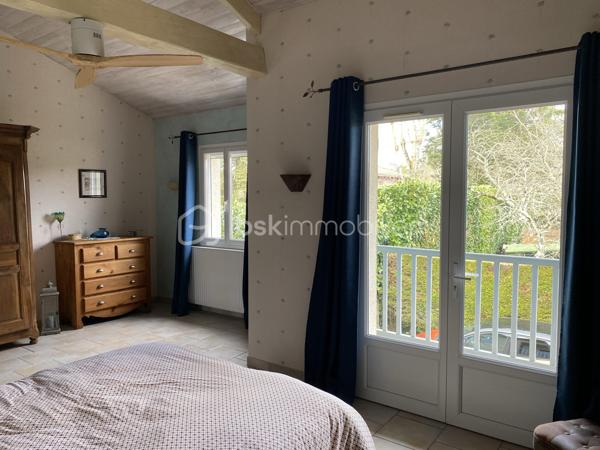 Maison en pierre de 225 m²