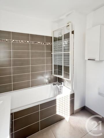 Appartement T3 à vendre  3 pièces - 54,36 m2 MARSEILLE - 13011