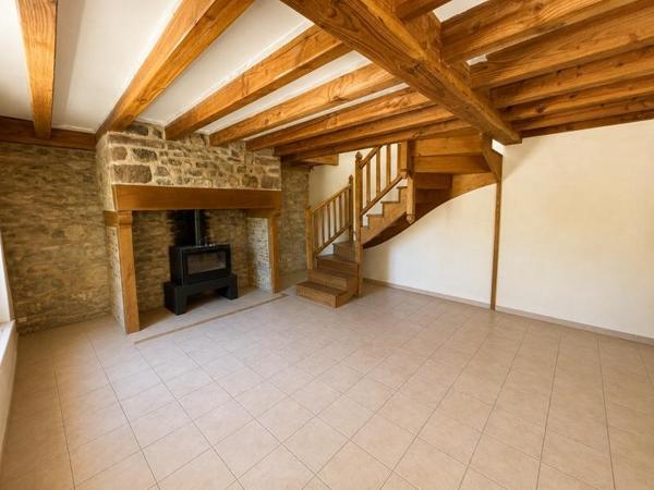 Maison à louer 470 € CC Saillac 2 p 67 m² DPE E