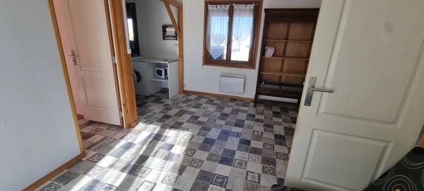 Location                                                      Maison
                        
                     3 pièces                      44 m2                     à Champigny