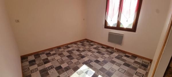 Location                                                      Maison
                        
                     3 pièces                      44 m2                     à Champigny