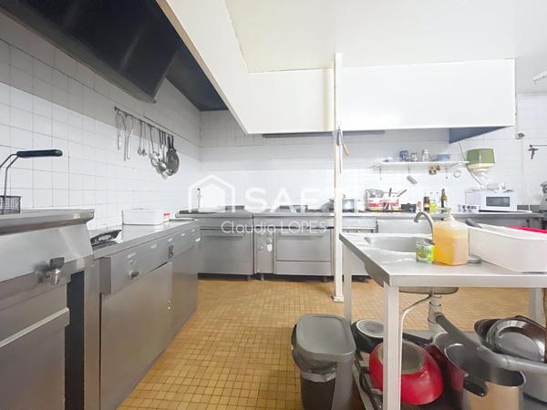 À VENDRE – FONDS DE COMMERCE RESTAURANT / PIZZERIA