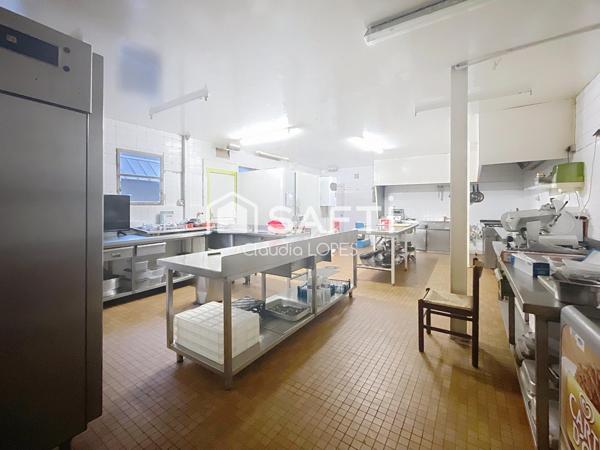 À VENDRE – FONDS DE COMMERCE RESTAURANT / PIZZERIA