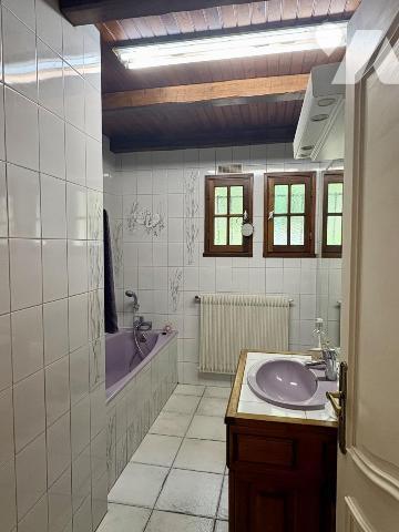 Maison à usage d'habitation 