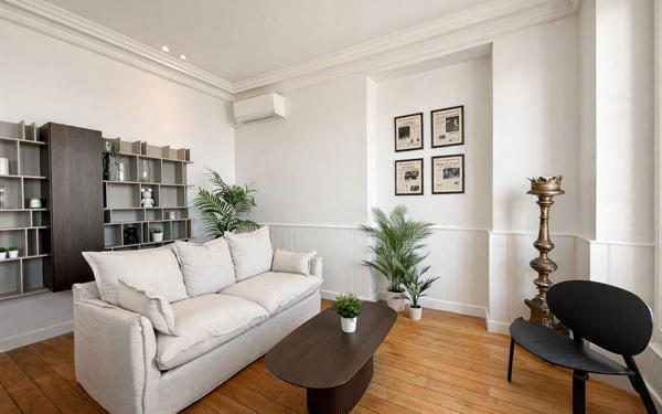 Appartement à vendre    2 pièces • 54 m2 Cannes