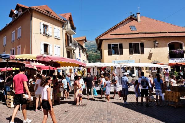 Appartement 3 pièces de 63.5 m² et jardin de 121 m²