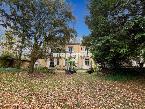 Maison 13 pièces - 410 m² Bien prestige