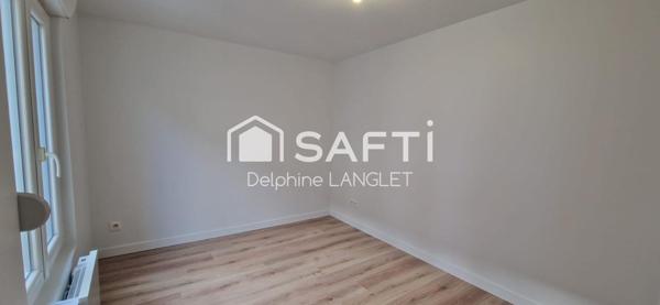 En plein cœur d’Épernay, découvrez cet appartement T2 entièrement rénové, au 2ième et dernier étage d’une petite copropriété aux faibles charges. Idéal pour un investisseur ou un primo-accédant, ce bien rare allie confort, emplacement privilégié et rentabilité.