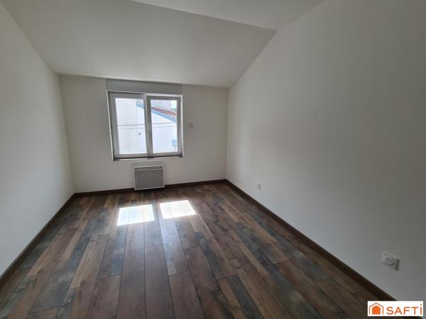 Grand appartement refait à neuf, 3 chambres et garage à Epinal.