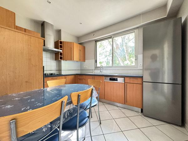A vendre très belle MAISON D'ARCHITECTURE  ORIGINALE