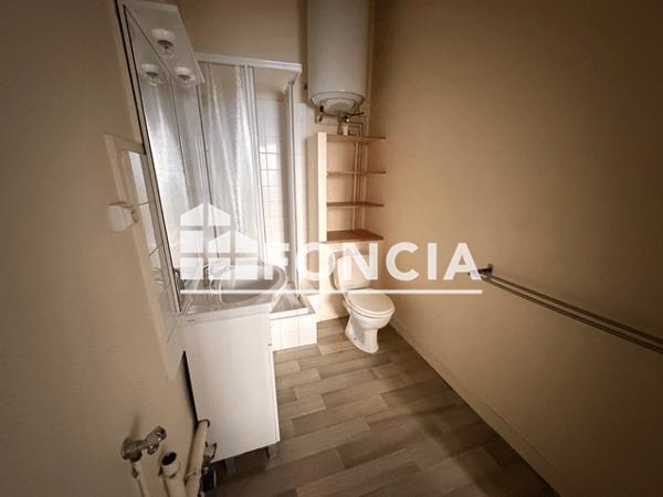 Location Appartement 2 pièces 31.5 m² - 4 RUE DES DEUX HAIES Angers 49100