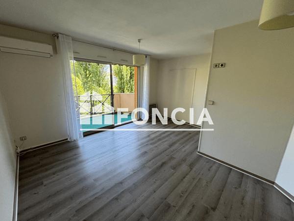 Location Studio 28.79 m² - 61 RUE DENFERT ROCHEREAU Agen 47000