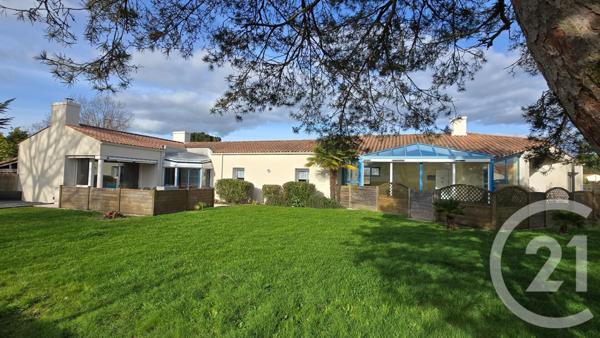 Maison à vendre  7 pièces - 237 m2 NOTRE DAME DE RIEZ - 85